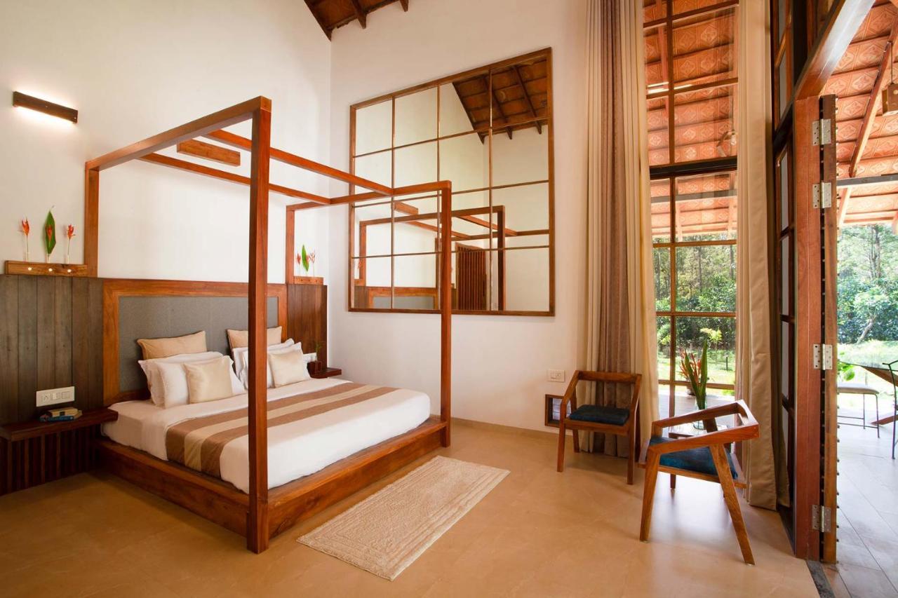 Stayvista At Cedar - Strelitzia 2Bhk With Breakfast And Jacuzzi Chikmagalūr Eksteriør billede